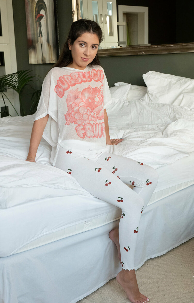 Надежда, 23 года, 0 размер груди